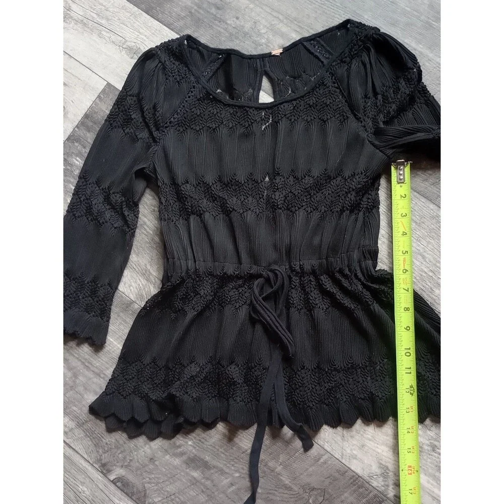 Free People Women's XS Black Long Sleeve Blouse With Lace Like Panals